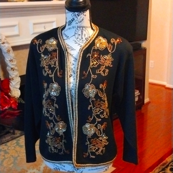 Petite Illustrations Sweater Small - Picture 7 of 10